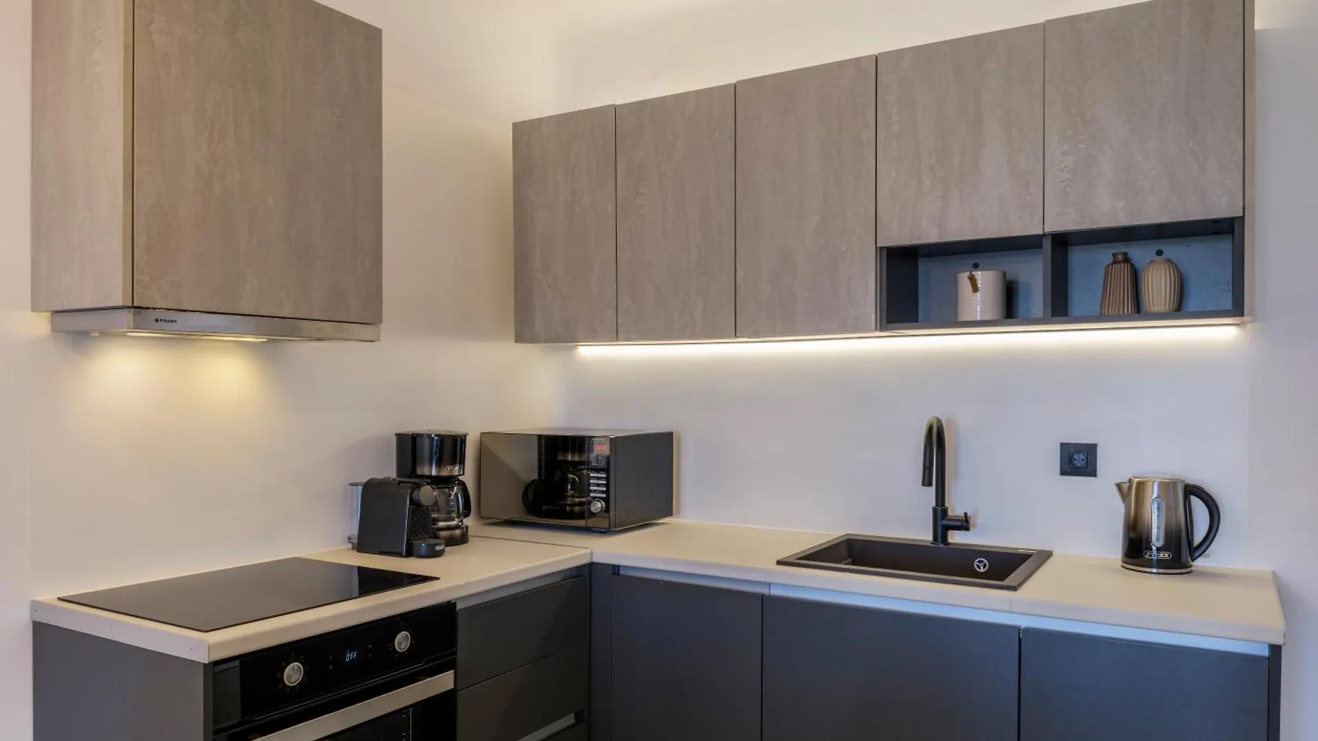 Mykonos Town Mykonian Resort Suites & Villas מלון דירות