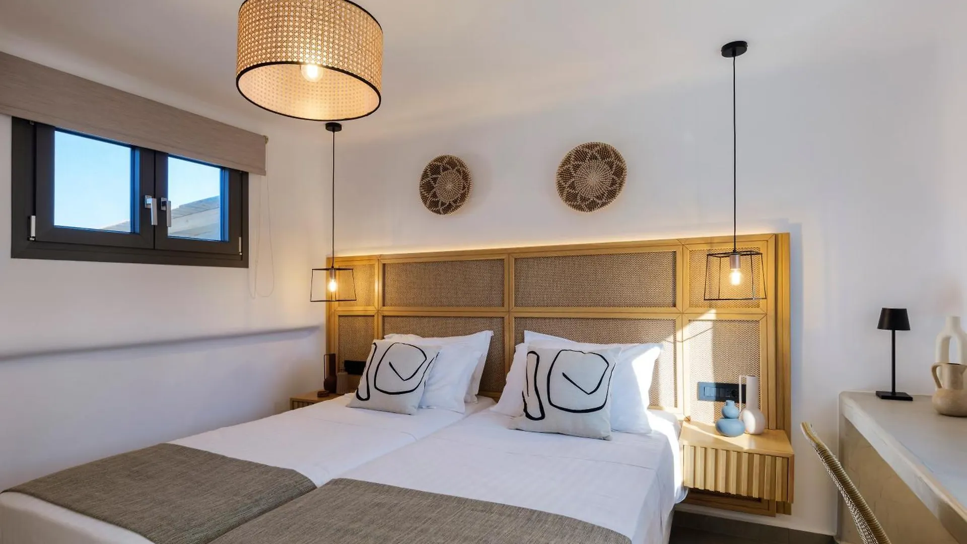 Mykonos Town Mykonian Resort Suites & Villas 0*, Mykonos Town יוון